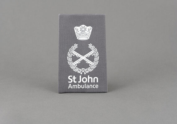 St John Ambulance NHQ Level R2 Rank Slide Grey « Toye Classic Collections